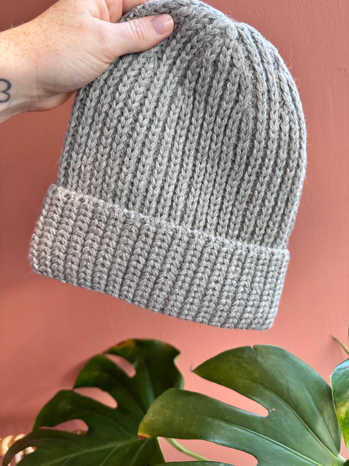 Hat Michel, Dove, Esencia