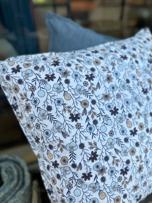 Pudebetræk (blå blomster)