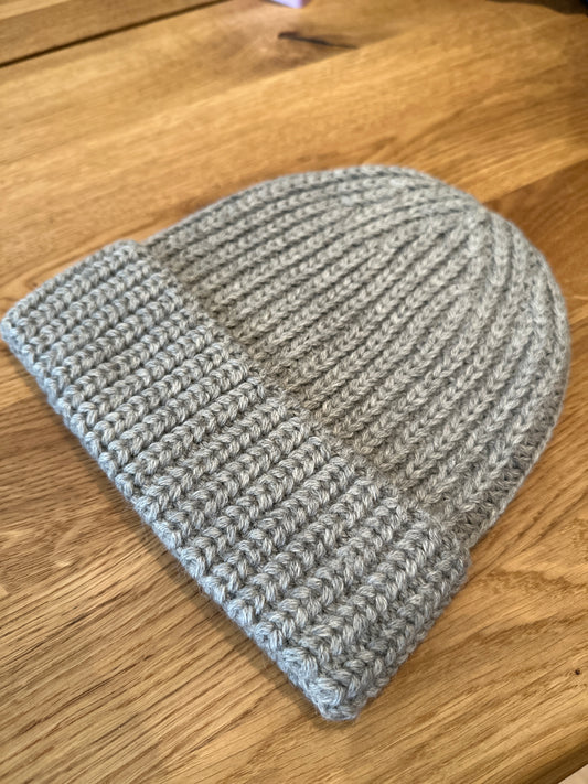 Hat Michel, Dove, Esencia