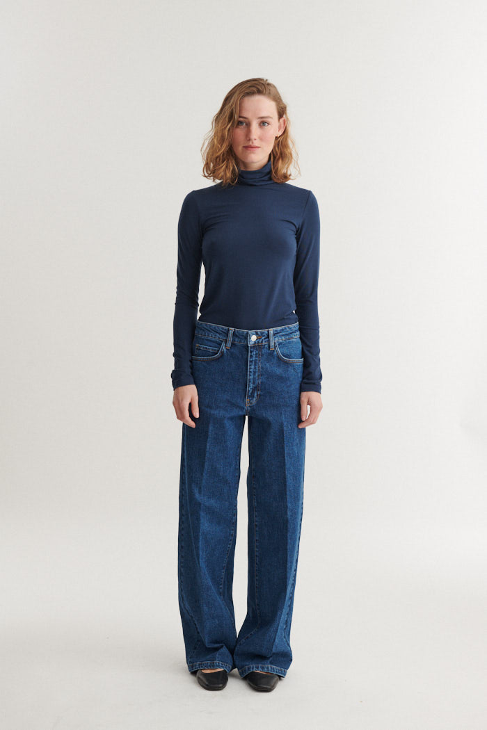 Joline T-Neck, Navy, Basic Apparel