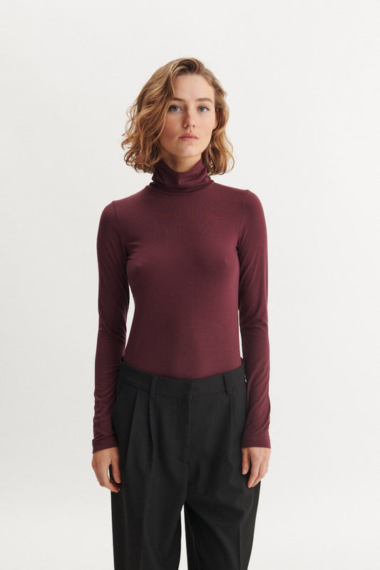 Joline T-Neck, Port Royale, Basic Apparel