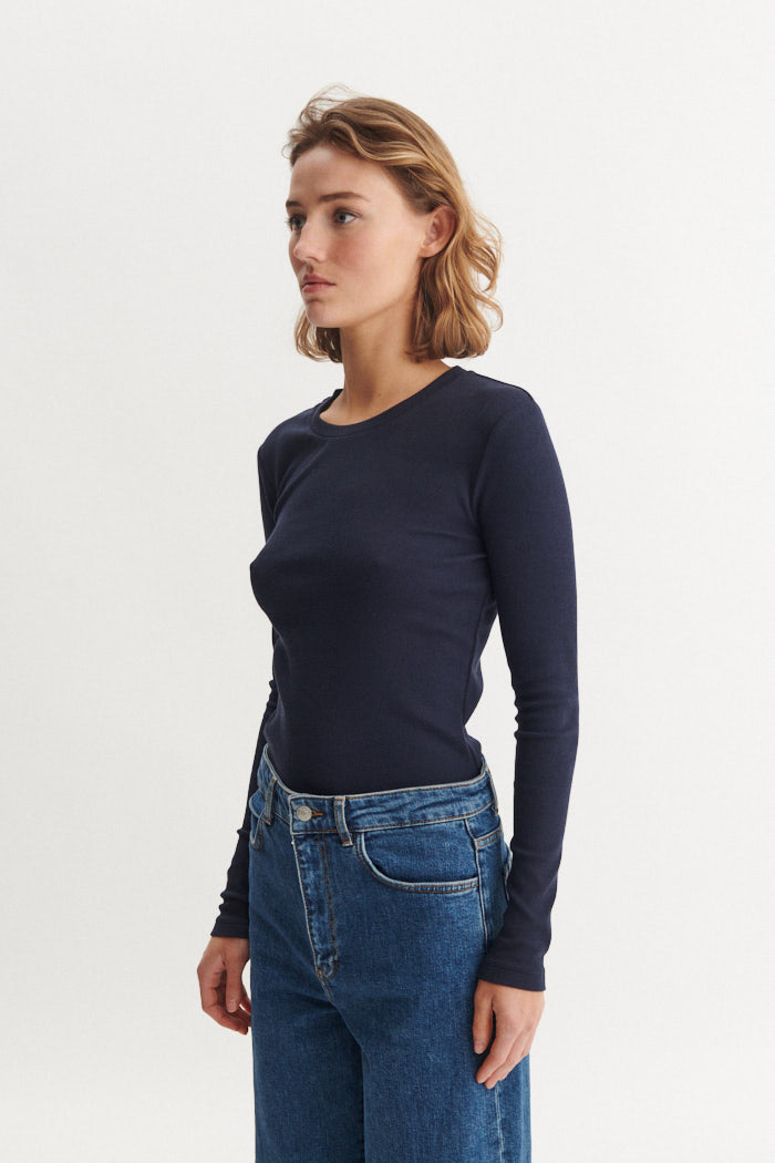 Ludmilla LS Tee, Sky Captain, Basic Apparel