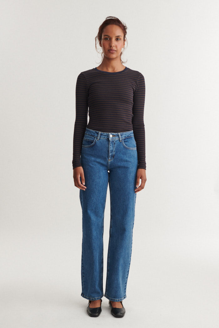 Ludmilla LS Tee, Chocolate Torte/Black, Basic Apparel