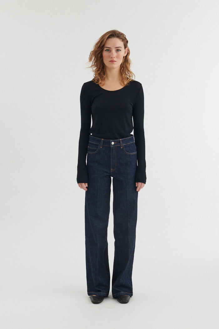 Rinja LS Tee, Black, Basic Apparel