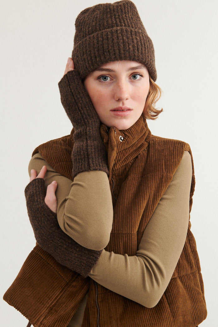 Isa Vest (Desert Palm)