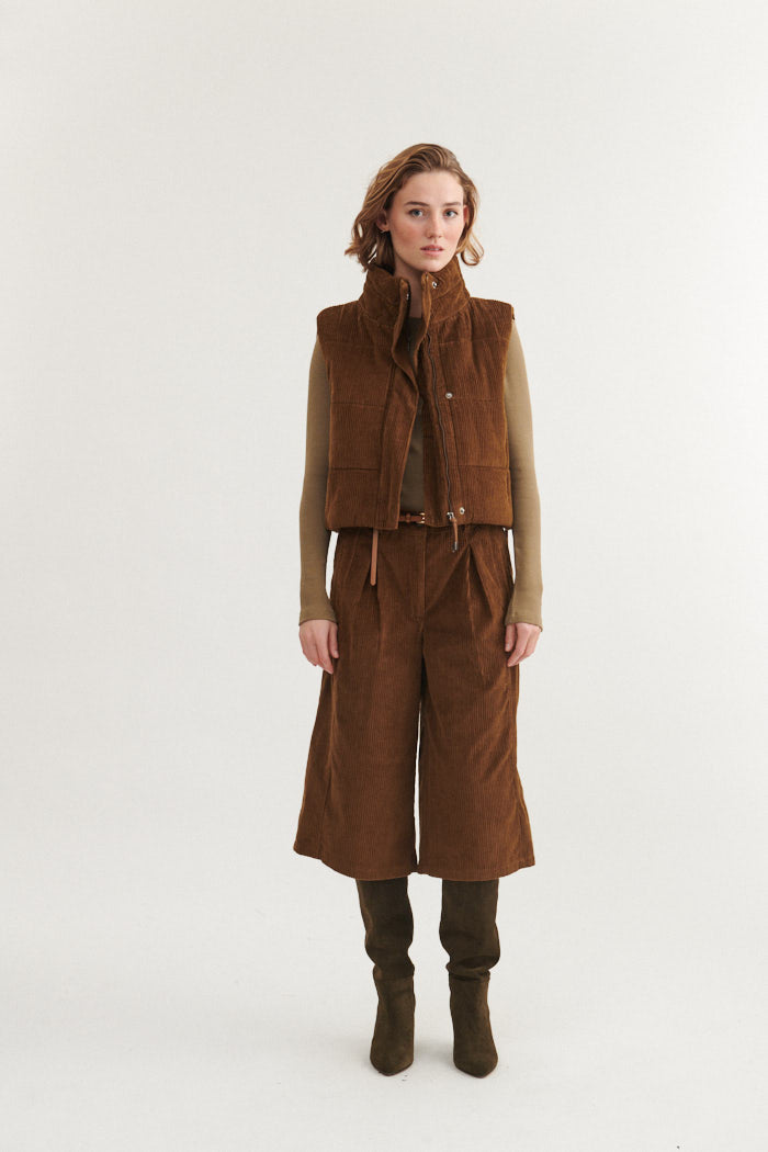 Isa Vest (Desert Palm)
