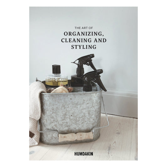 Book: The art of organizing, cleaning and styling
