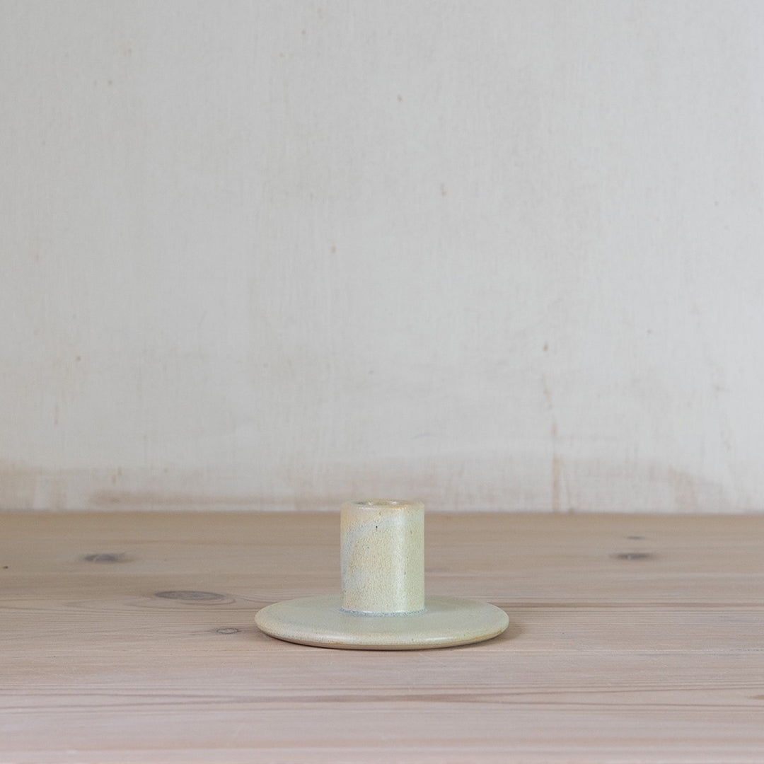 Mint farvede keramik lysestage