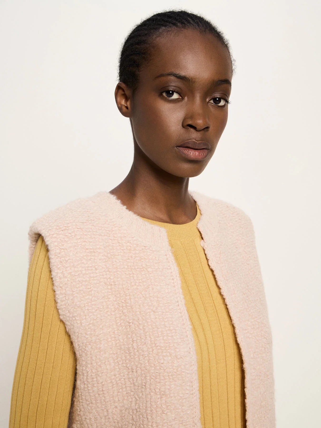 Vest Bouclé Wool, Nude, Lanius