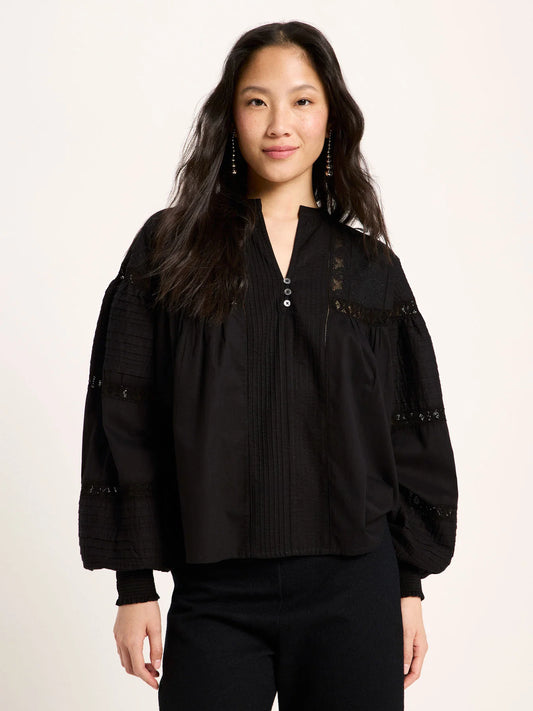 Skjorte m/ Broderie Anglaise, Black, Lanius