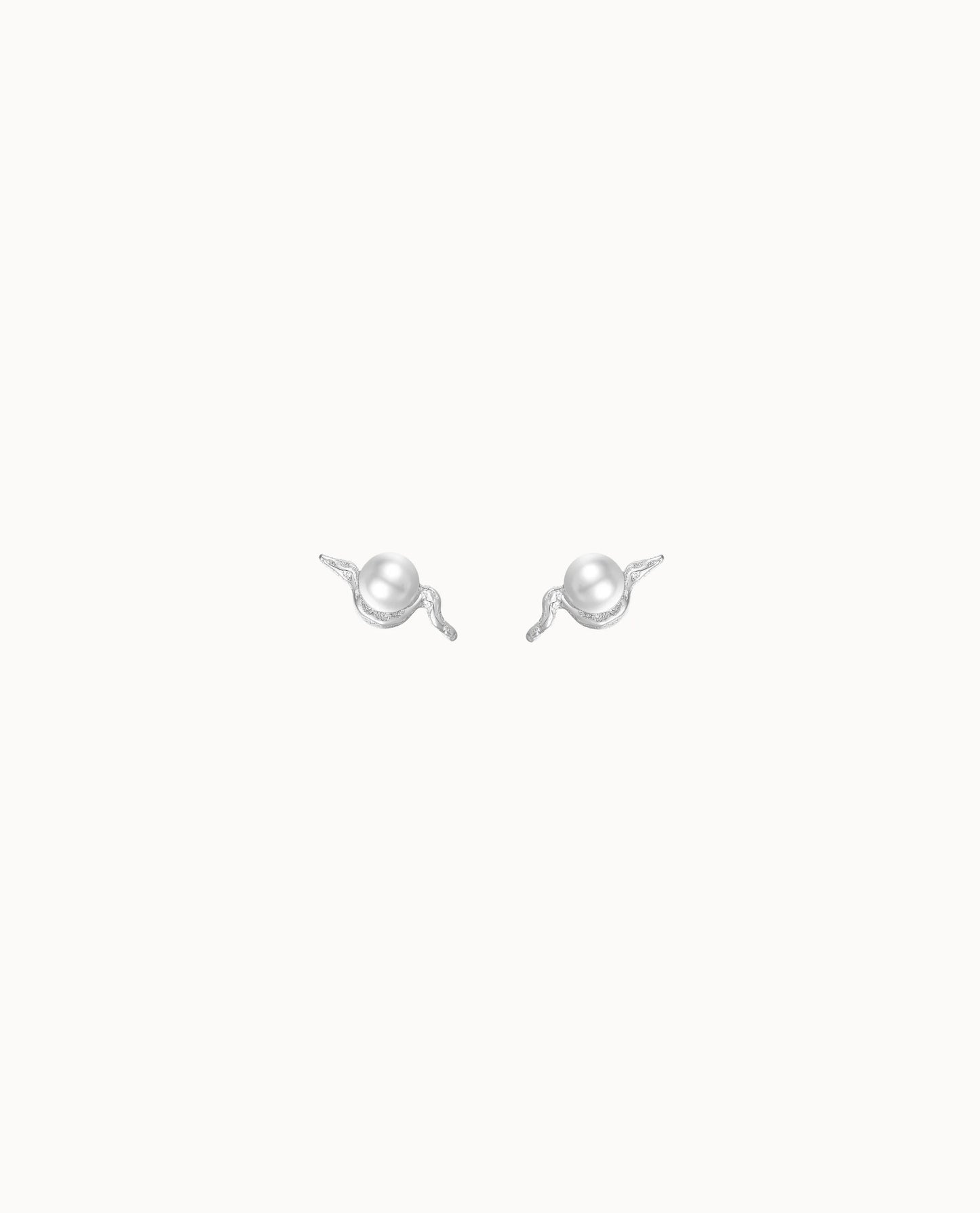 Lazuli Petite Studs, Silver, Nava
