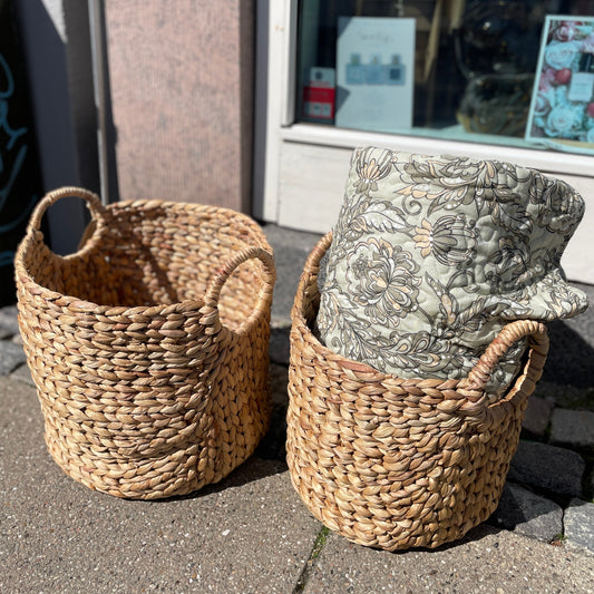 Flettet kurv i vandhyacint