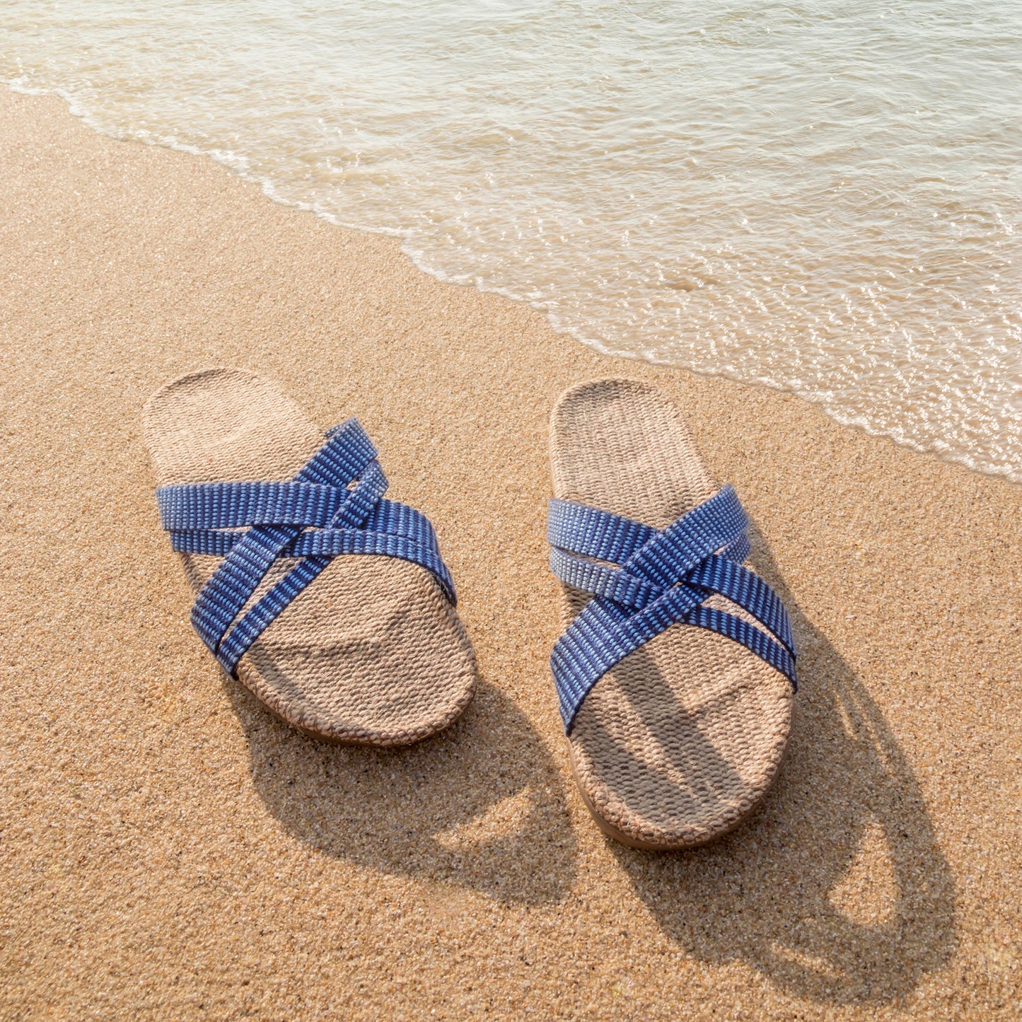 Jutesandaler blå stribet