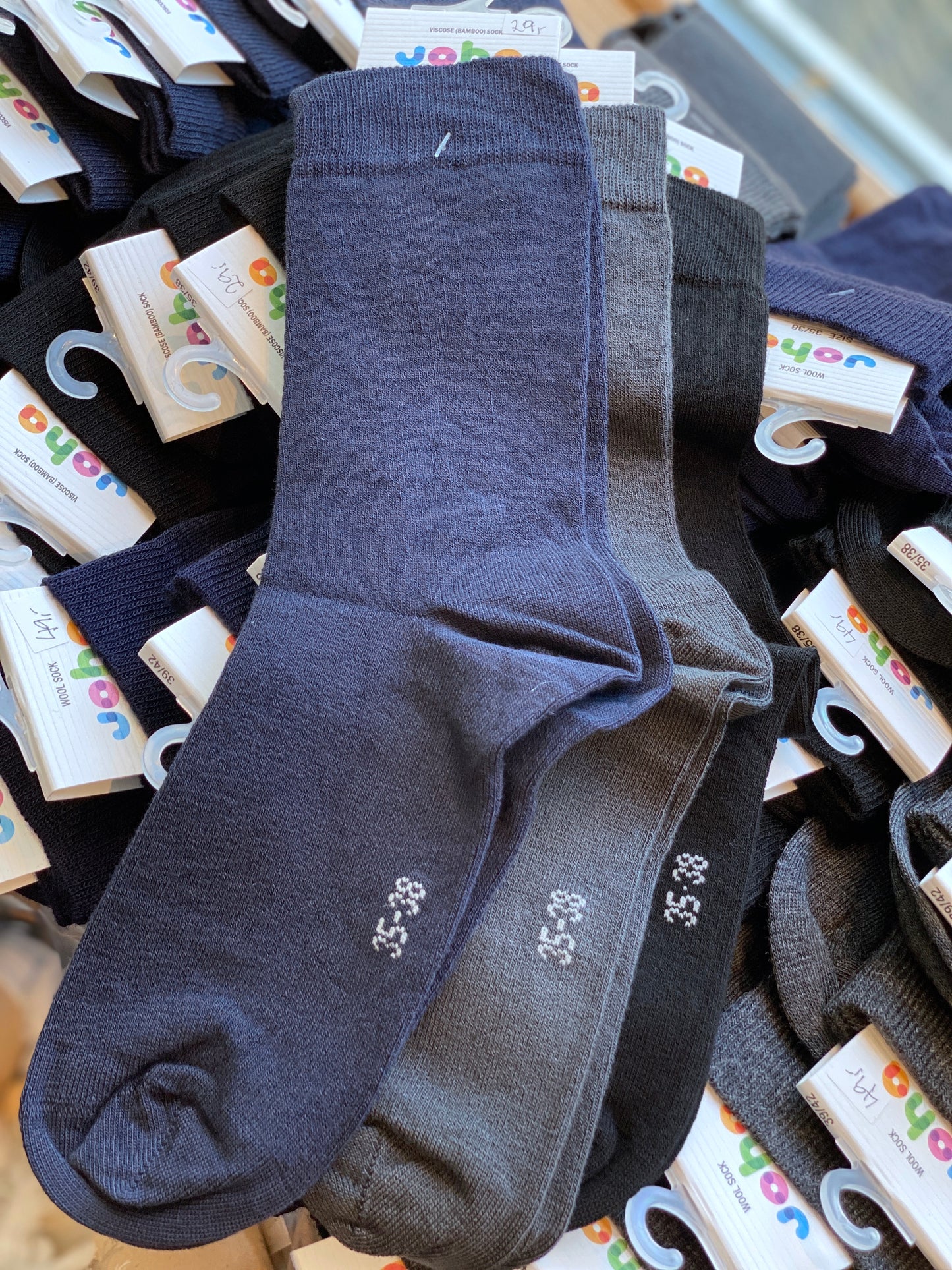 Bambus strømper i mørke farver