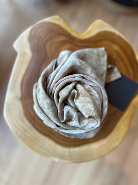#40 Lille silketørklæde (65x65 cm.)