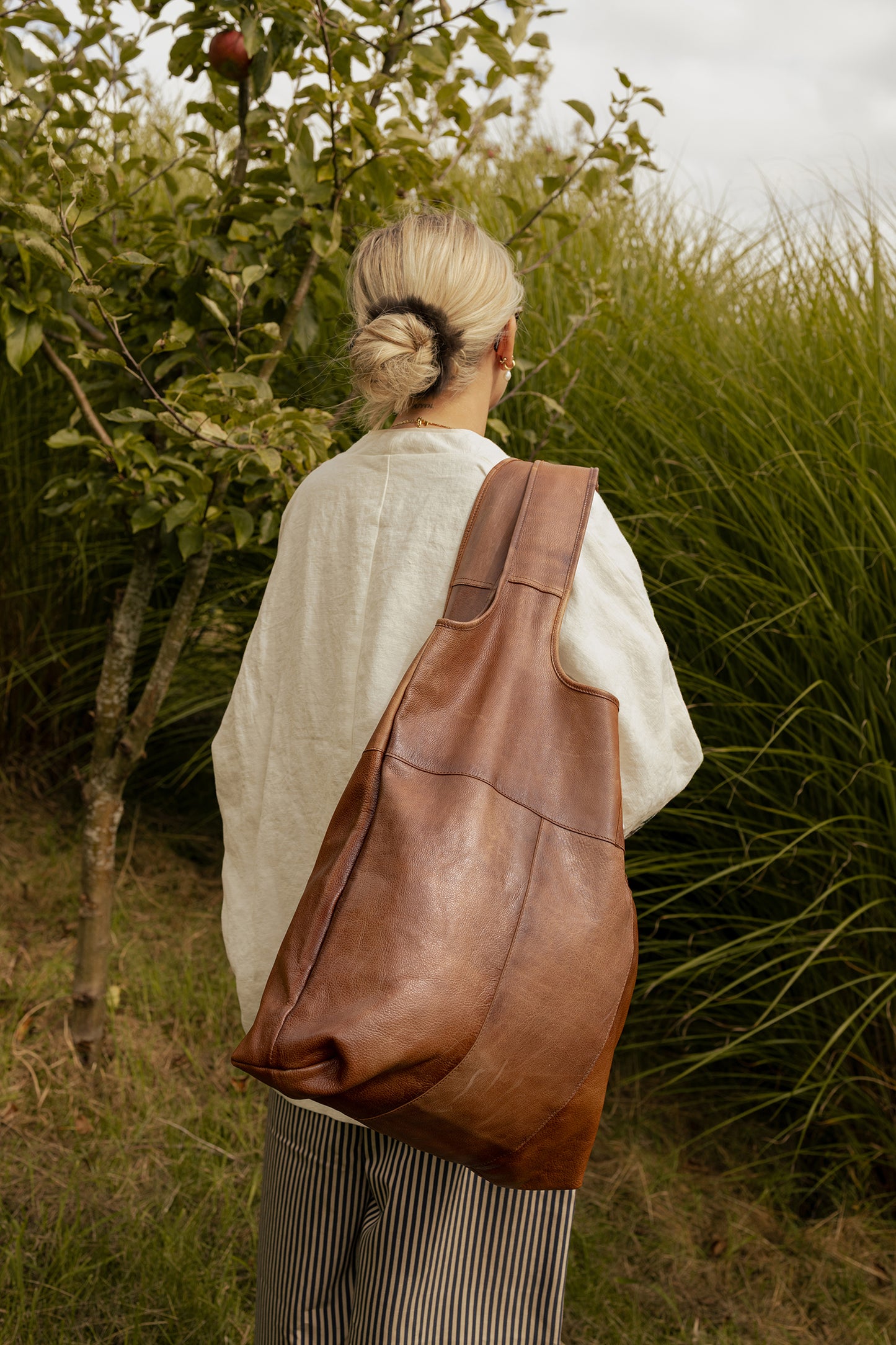 Lyra Urban, Shopper, Walnut, Re:designed