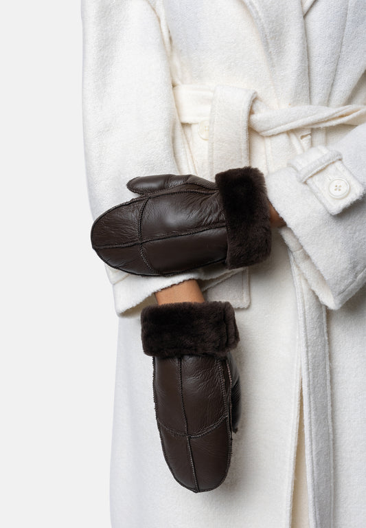 Henny, Vanter, Dark Brown, Re:designed