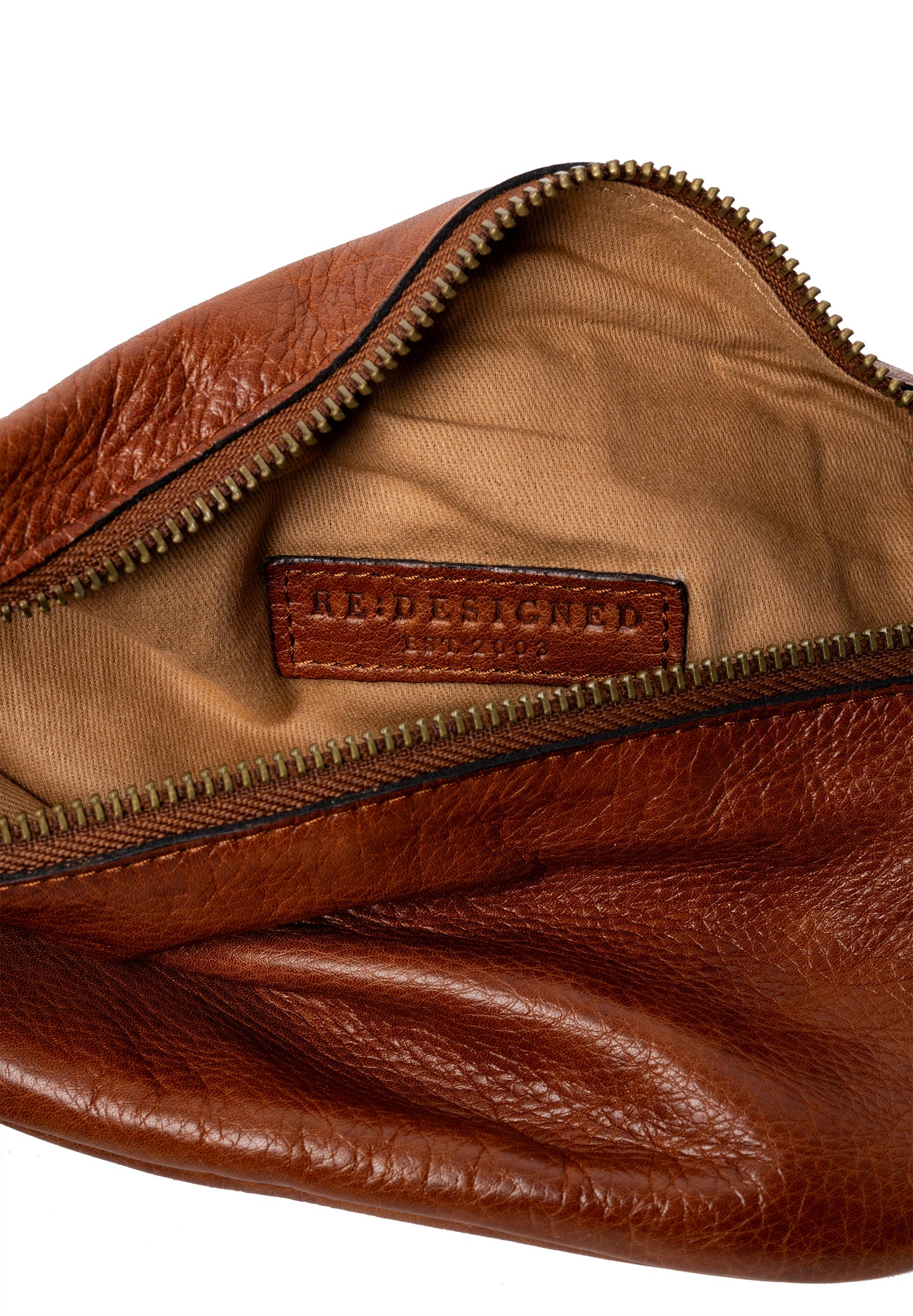 Gisela Bumbag, Walnut, Re:designed