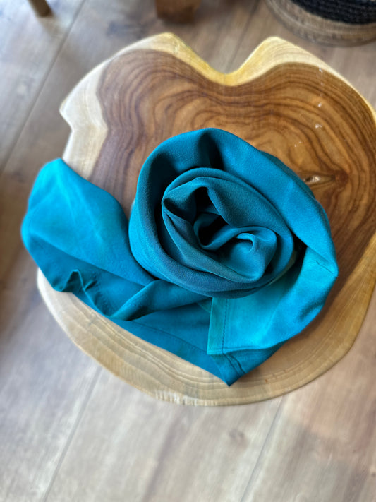 #23 Lille silketørklæde (65x65 cm.)