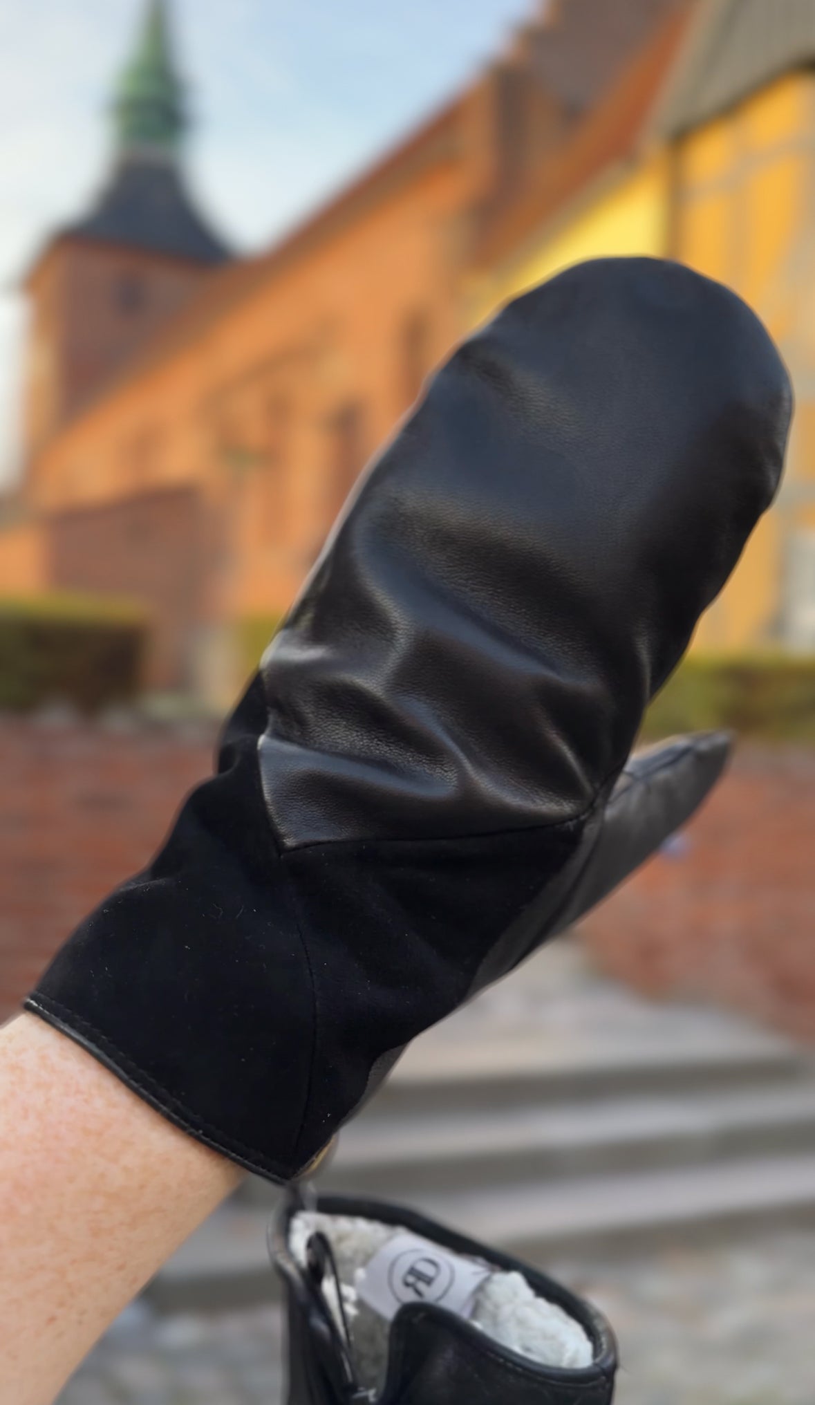 Karma, Vanter, Black, Re:designed