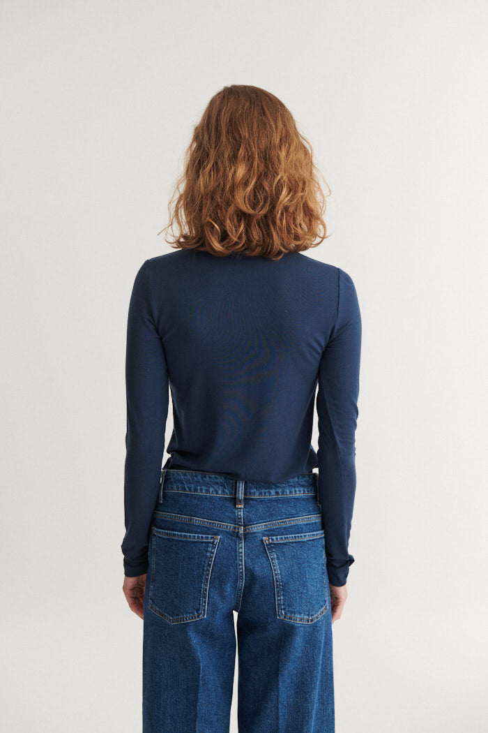Joline T-Neck, Navy, Basic Apparel