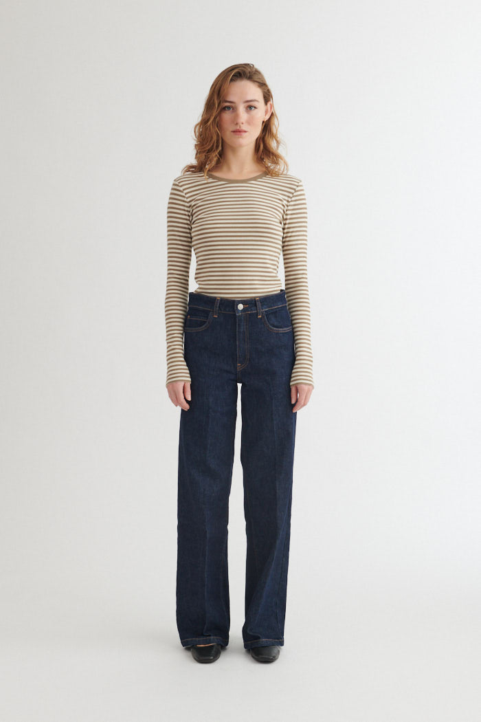 Ludmilla LS Tee, Covert Garden/Birch, Basic Apparel