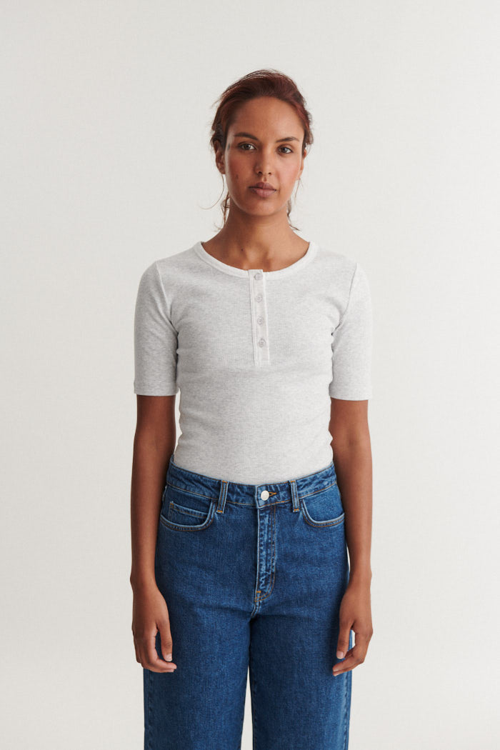 Ludmilla SS Granddad, Light Grey Mel., Basic Apparel