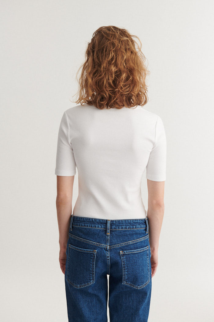 Ludmilla SS Granddad, Bright White, Basic Apparel