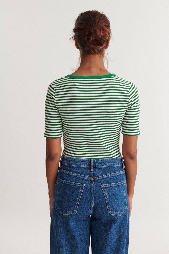 Ludmilla SS Stripe Granddad, Abundant Green/Whisper White, Basic Apparel