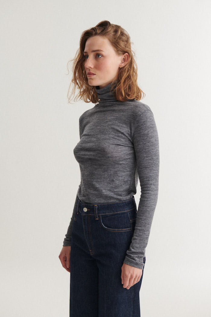 Rinja T-Neck, Grey Melange, Basic Apparel