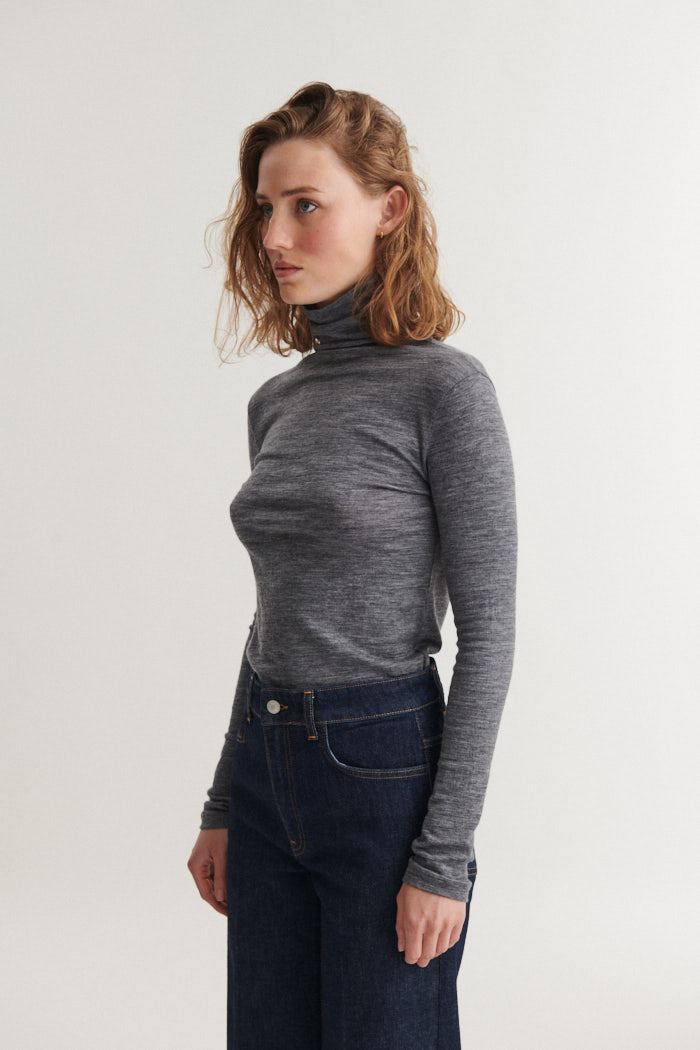 Rinja T-Neck, Grey Melange, Basic Apparel