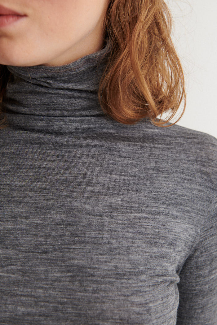 Rinja T-Neck, Grey Melange, Basic Apparel