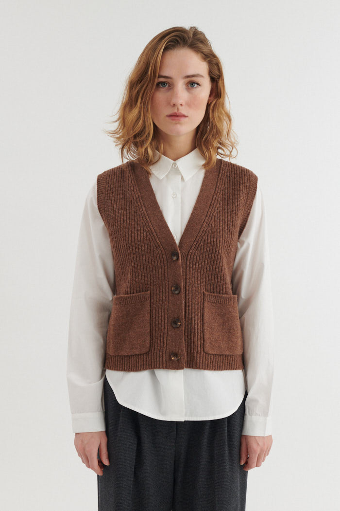 Liz Vest, Fondue Fudge, Basic Apparel