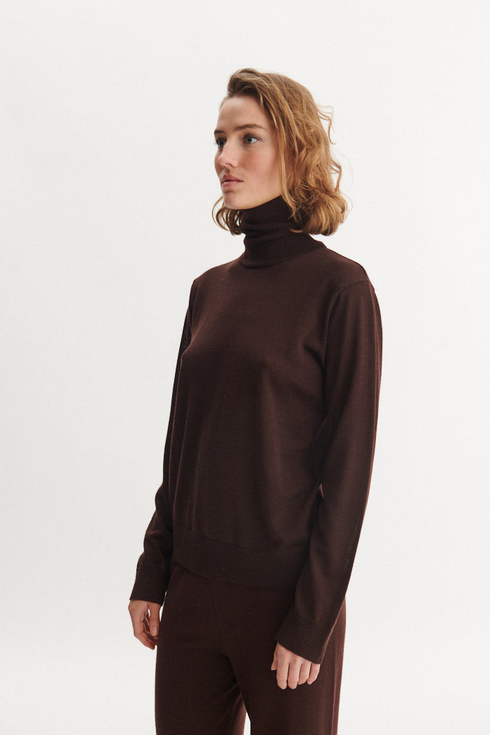 Vera Roll Neck, Chocolate Torte, Basic Apparel