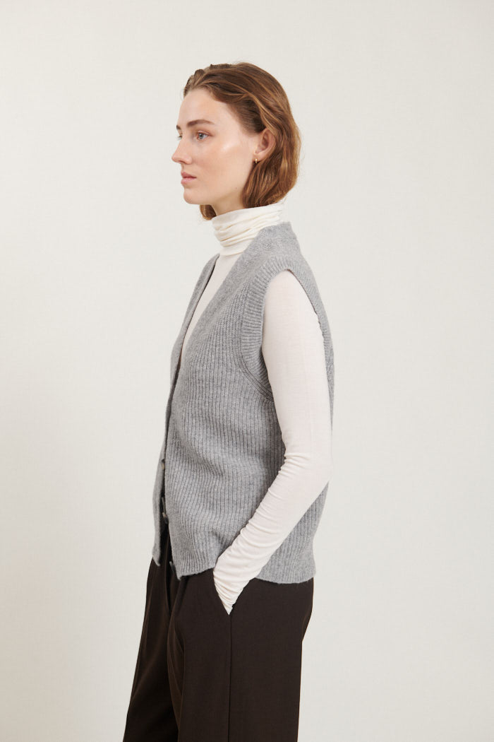 Lise Vest LIGHT GREY