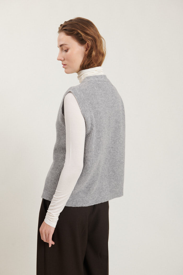 Lise Vest LIGHT GREY