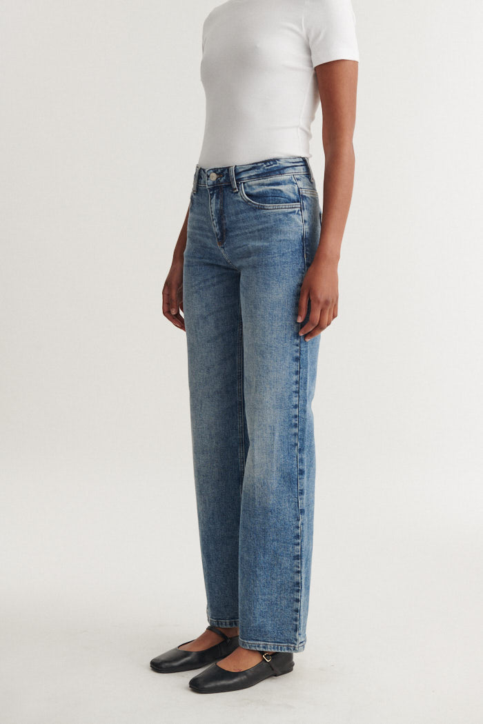 Elisa Jeans, Stone Washed, Basic Apparel