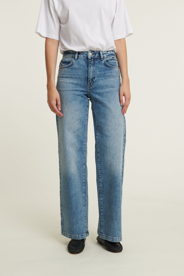 Enya Jeans (stone washed)