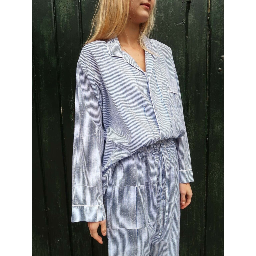 Pyjamas (blue stripe)