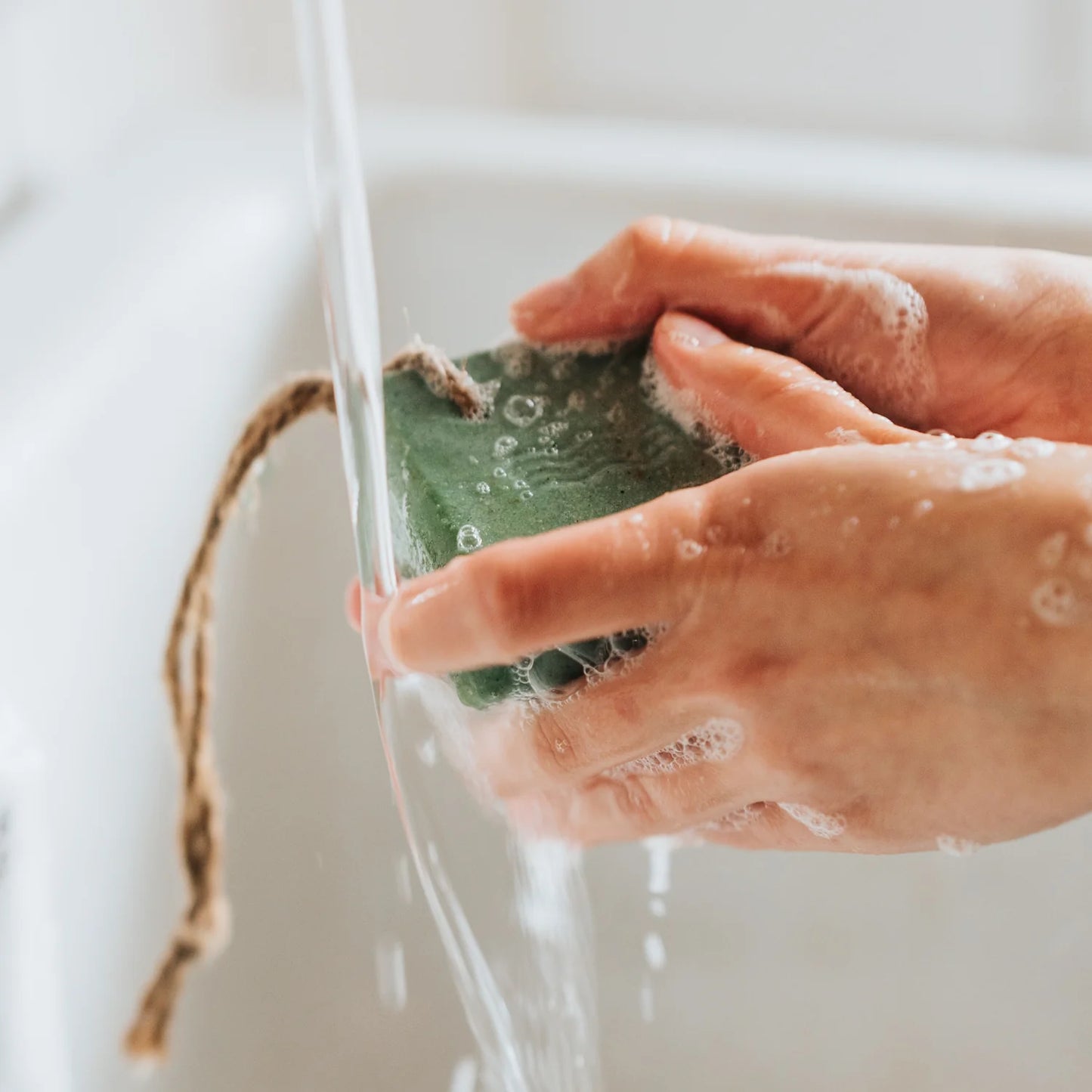Skrubbesæbe med snor, Ærø Soap