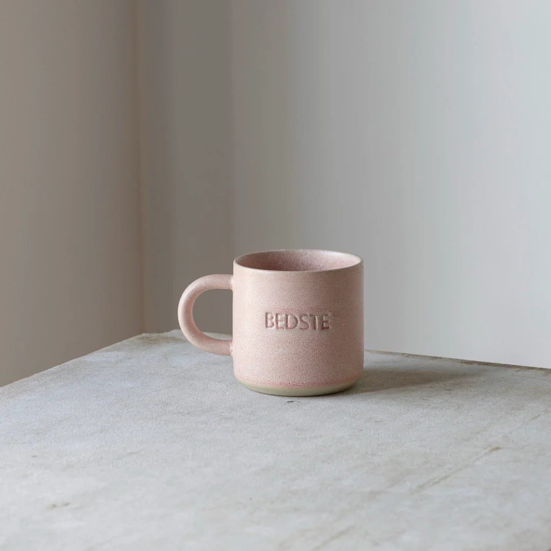 Oda kop 'BEDSTE', Rosa, Damhus Keramik