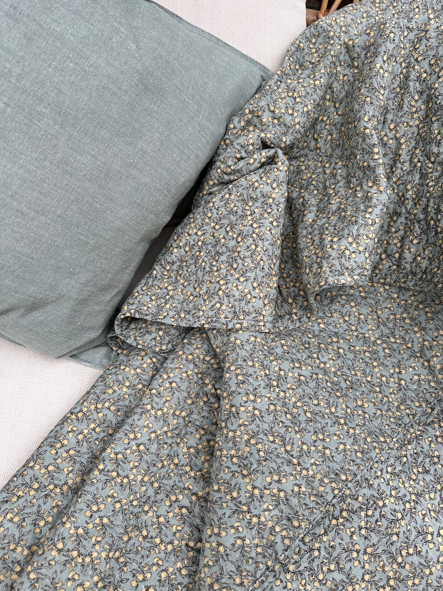 Quiltet plaid (140x180 cm) - lemon