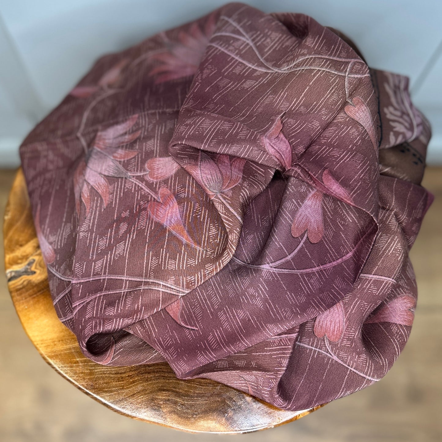 #50 Mellem silketørklæde (100x100 cm.)