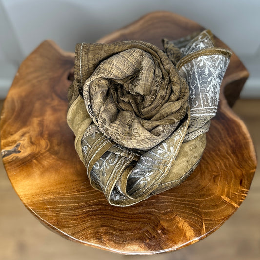 #49 Mellem silketørklæde (100x100 cm.)