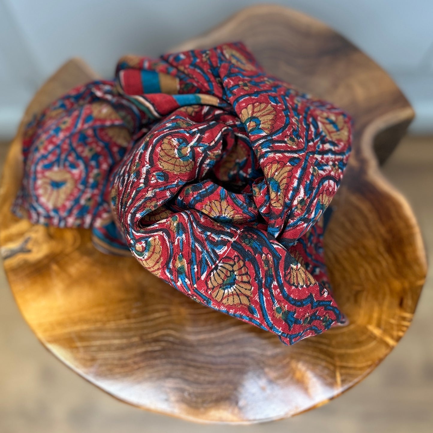 #9 Mellem silketørklæde (100x100 cm.)