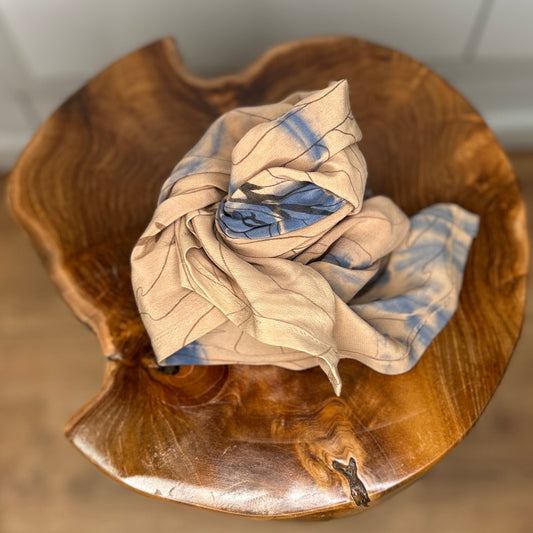 #8 Lille silketørklæde (65x65 cm.)