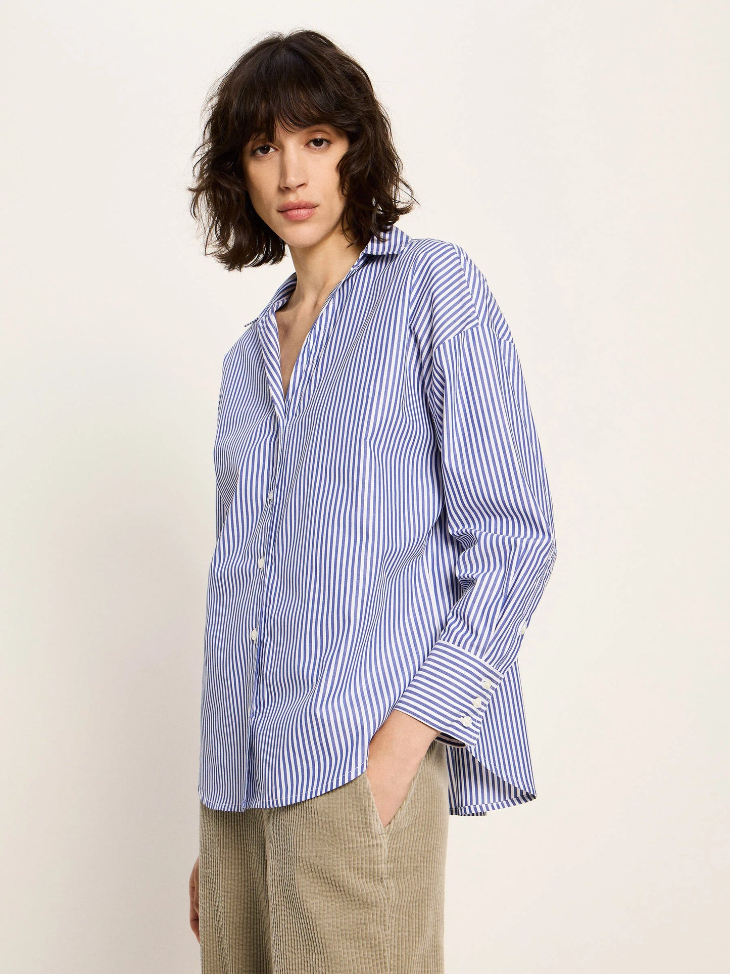 Skjorte m/ striber (blue/off white)