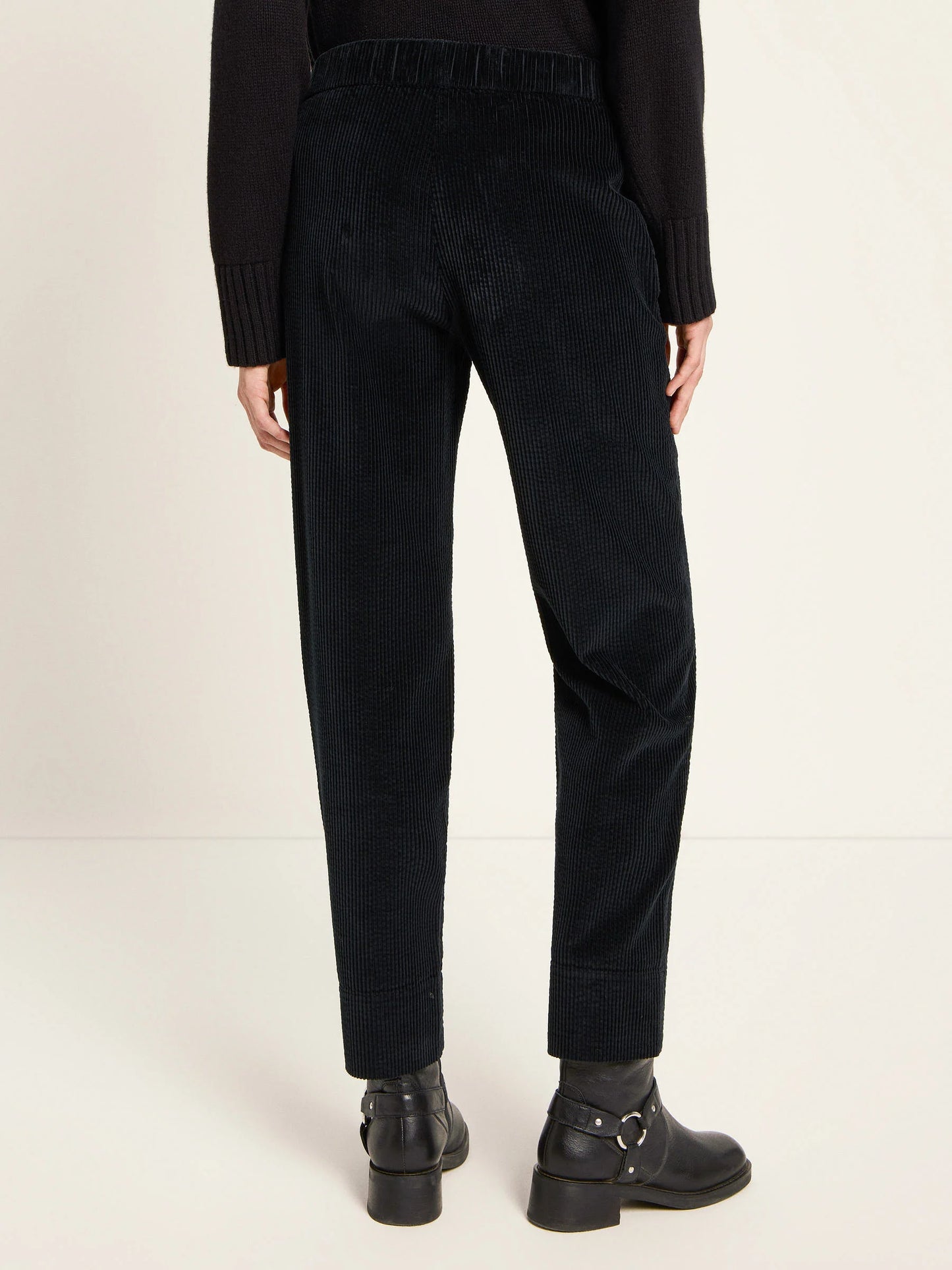 Fløjsbuks (black)
