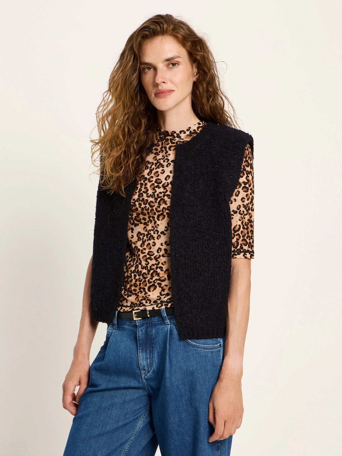 Vest Bouclé Wool, Black, Lanius