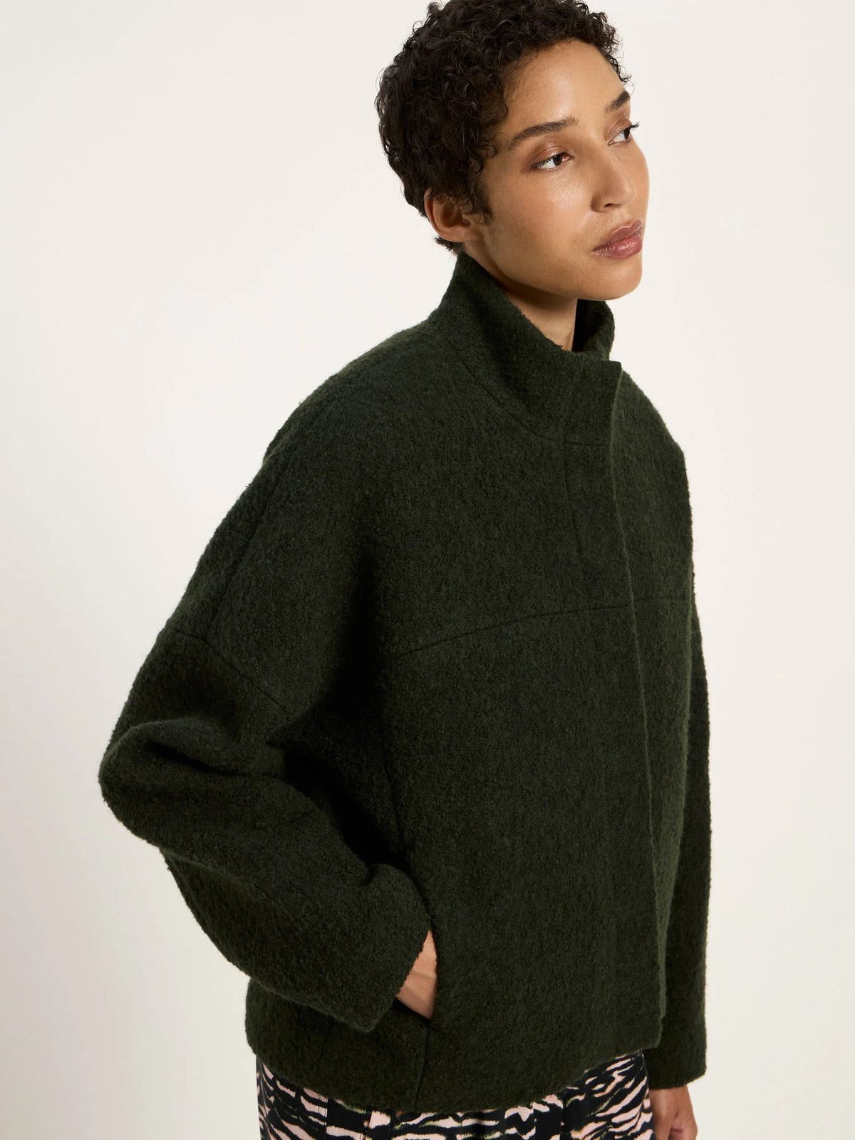 Kort Frakke Bouclé, Wool, Dark Turtle, Lanius